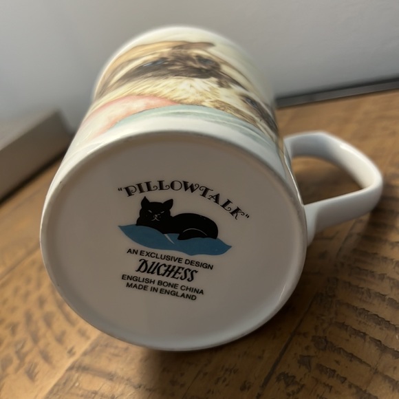 🌟Duchess bone china cat and kitten coffee tea cup - Picture 4 of 4